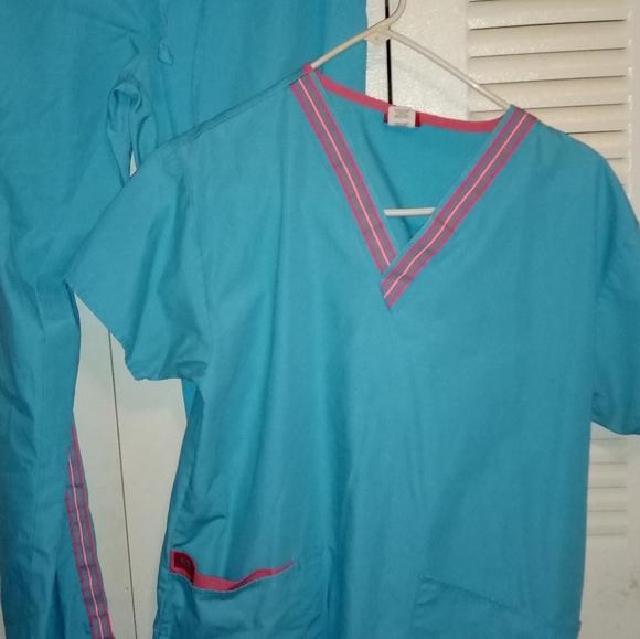Blue 2 piece DICKIES Scrub Set (xs/m) - Picture 2 of 6